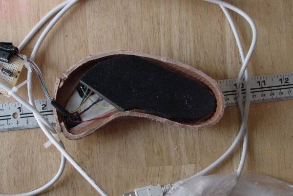 2010.03.lc.assembly_01.jpg